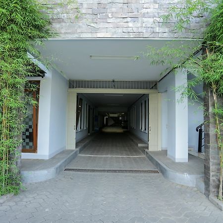 Hotel Reddoorz Near Sukajadi Bandung Exteriér fotografie